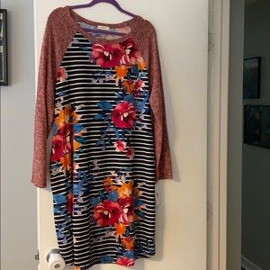 Oddi 2XL Raglan Floral Striped Dress